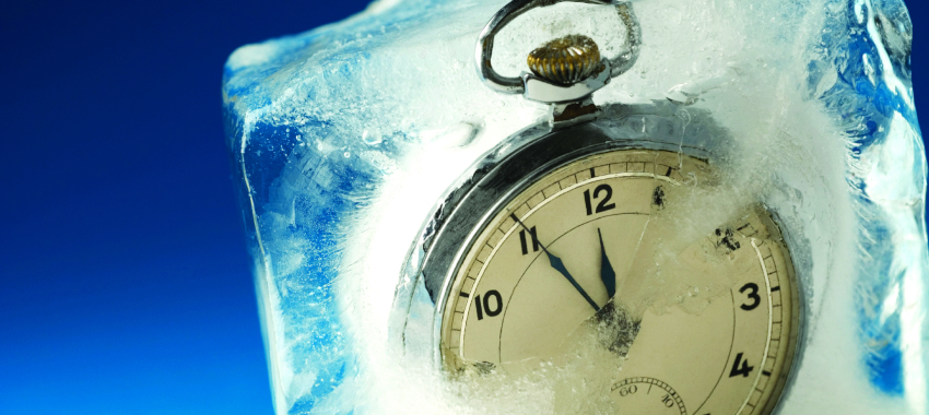 pause ice clock freeze
