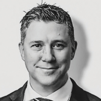 Loan Market names WA state director