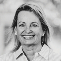 Liberals elect first female leader